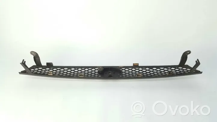 Ford Focus Maskownica / Grill / Atrapa górna chłodnicy 1132681