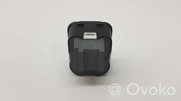 Volkswagen Polo Wing mirror switch 