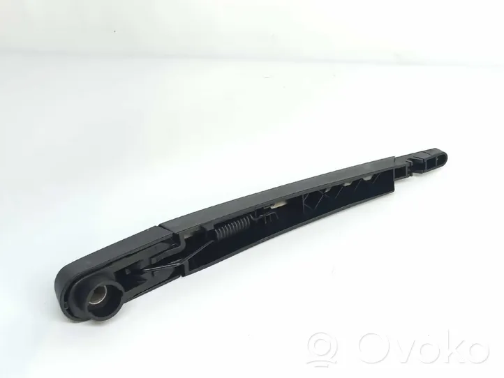 Dacia Sandero Rear wiper blade arm 