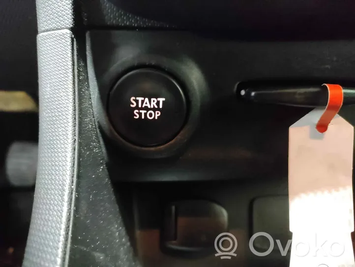 Renault Clio IV Moottorin start-stop-painike/kytkin 251506978R