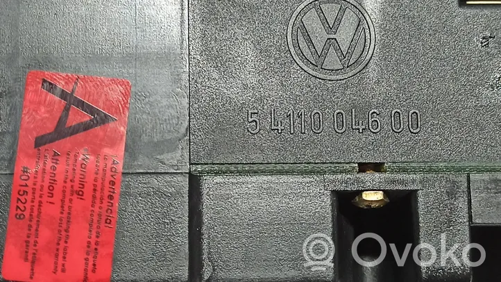 Volkswagen Golf III Compteur de vitesse tableau de bord 53923247