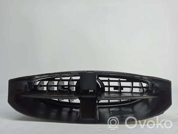 Renault Clio III Grille d'aération centrale 