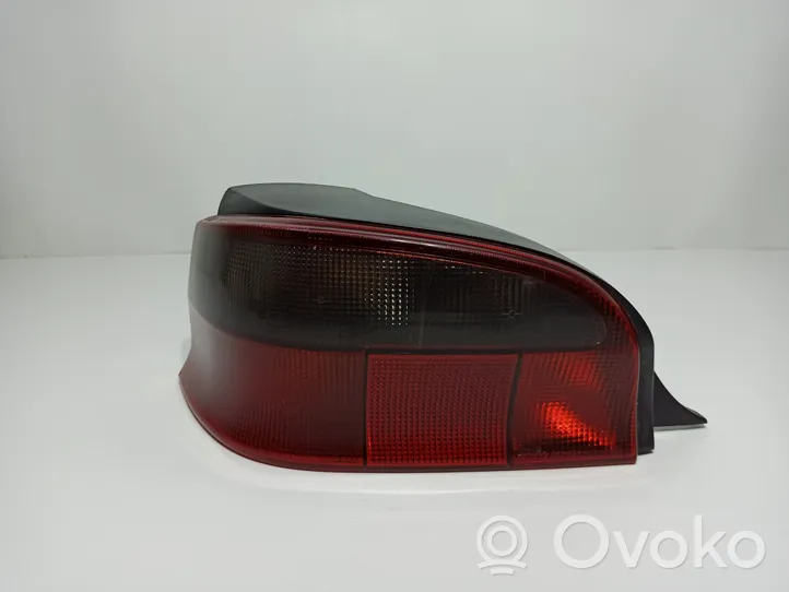 Citroen Saxo Lampy tylnej klapy bagażnika 