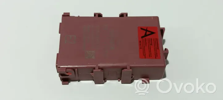 Toyota RAV 4 (XA40) Muut ohjainlaitteet/moduulit A2C98845909