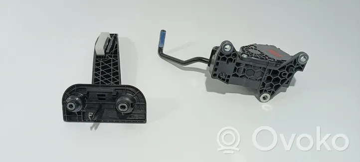 Toyota RAV 4 (XA40) Gaspedal 7810133060