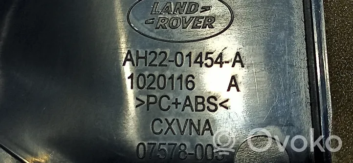 Land Rover Discovery 4 - LR4 Kojelaudan keskiosan tuuletussuuttimen ritilä LR02128