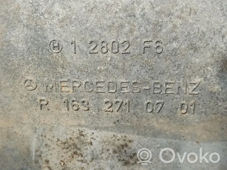 Mercedes-Benz ML W163 Manualna 5-biegowa skrzynia biegów A1632702800