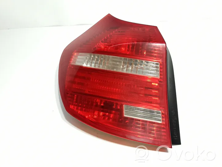 BMW 1 E81 E87 Lampy tylnej klapy bagażnika 7164955