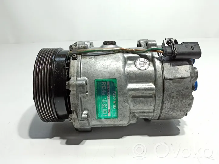 Volkswagen Golf IV Compressore aria condizionata (A/C) (pompa) 