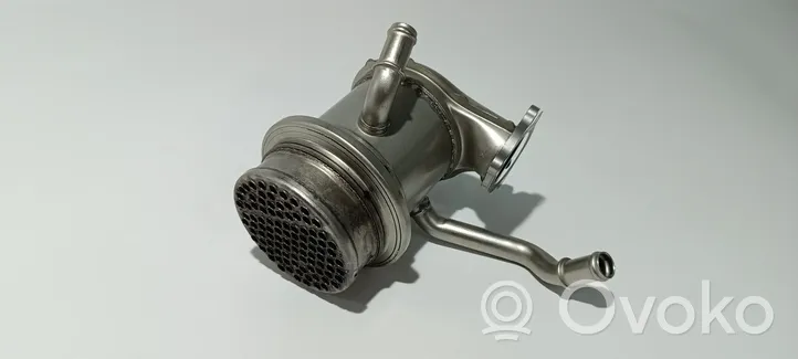 Audi Q3 F3 EGR-venttiili/lauhdutin 05L131512C