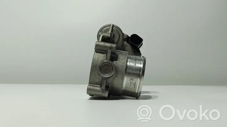 Volkswagen PASSAT CC Throttle valve 06F133062AG