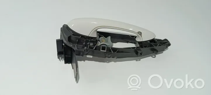 BMW X6 G06 Manecilla externa puerta delantera 51219491458