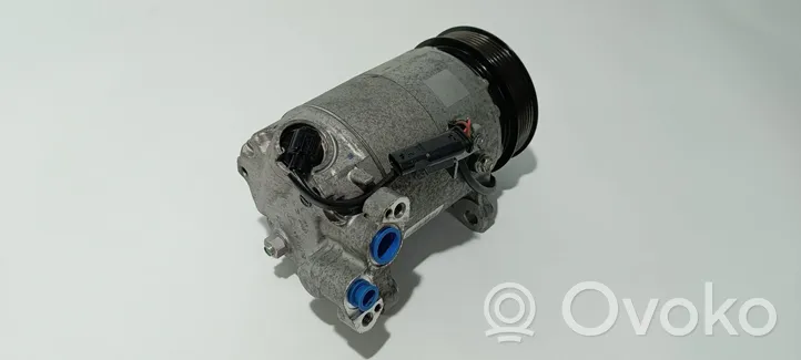 BMW X4 F26 Ilmastointilaitteen kompressorin pumppu (A/C) 64525A3F1D2