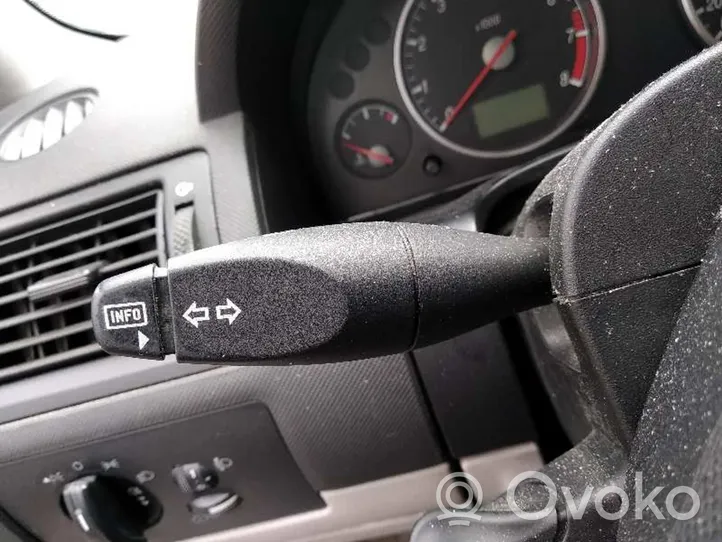 Ford Mondeo Mk III Leva indicatori 1S7T13335BE