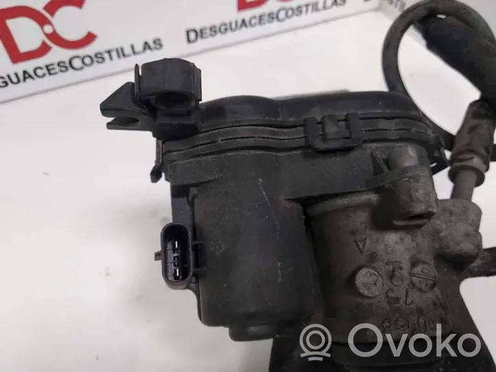 Mercedes-Benz A W176 Pinza del freno posteriore 0004232481