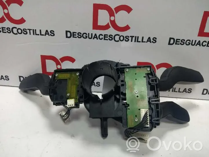 Audi A4 S4 B8 8K Suuntavilkun vipu 4G8953502AA