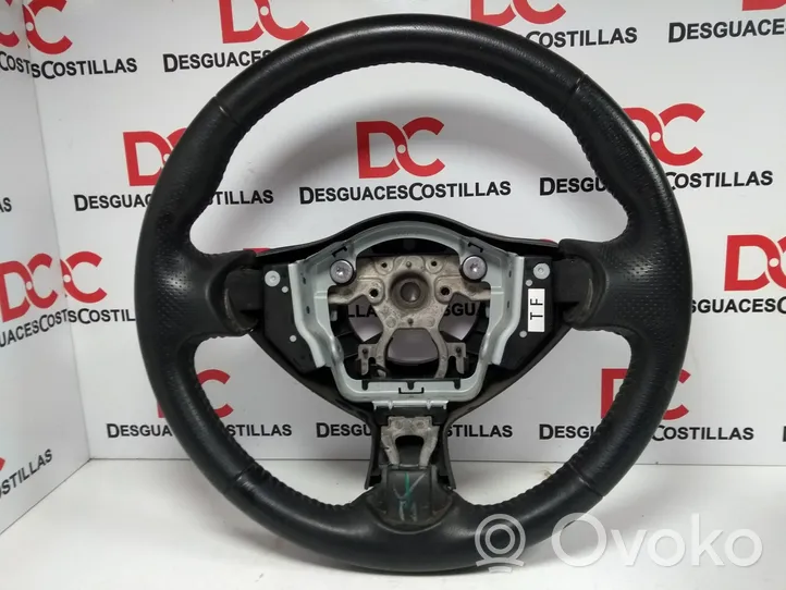 Nissan Juke I F15 Volant 