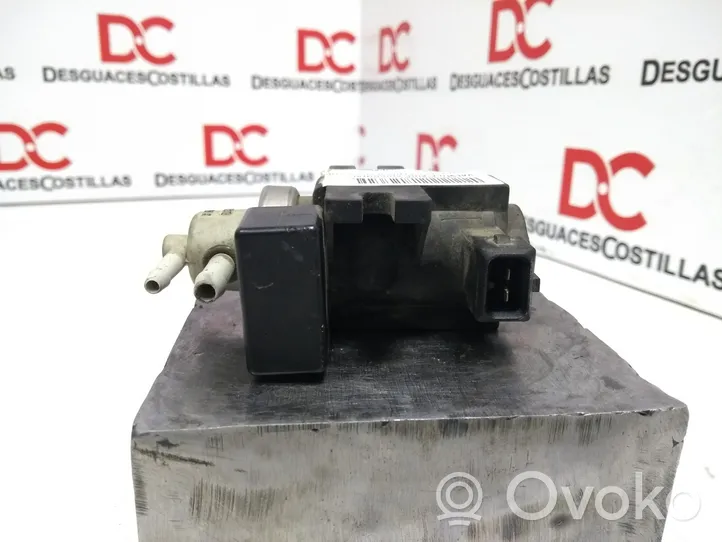 Hyundai Matrix Vacuum valve 72190316