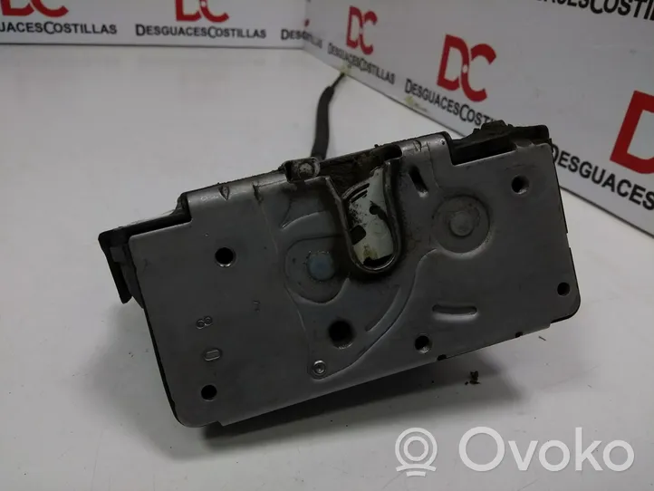 Opel Corsa E Rear door lock 13431842