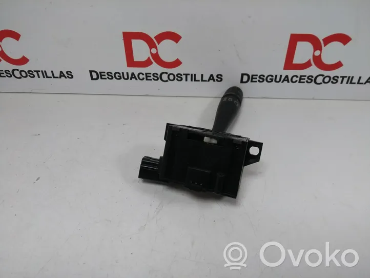 Chrysler Voyager Commodo de clignotant 04685711AA