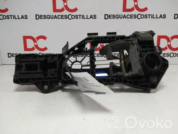 Volkswagen PASSAT B6 Klamka zewnętrzna drzwi tylnych 3C0837886E