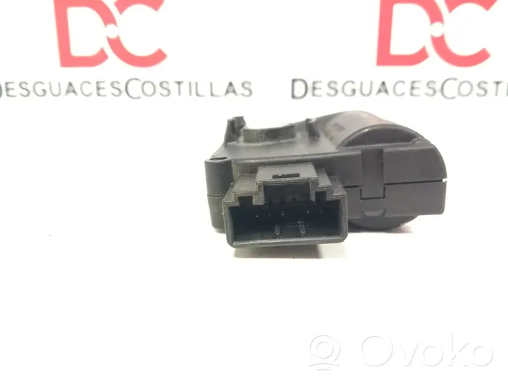 Audi A8 S8 D3 4E Sisälämmityksen ilmastoinnin korin kotelo 4F0820511B