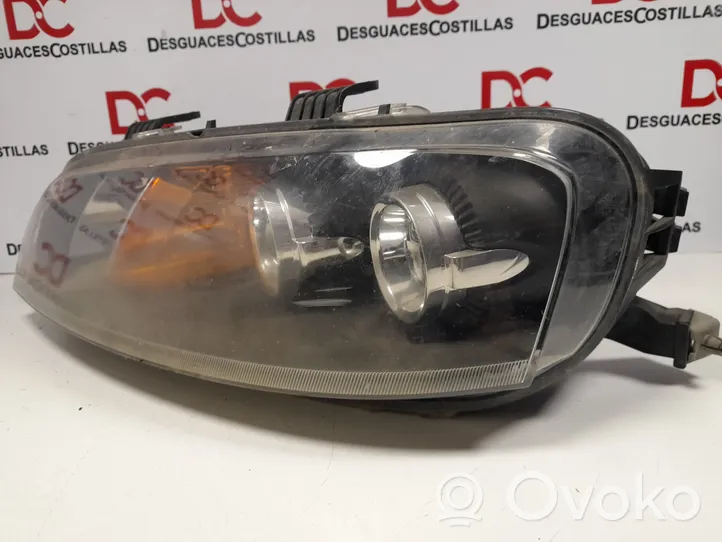 Fiat Punto (188) Phare frontale 89100449