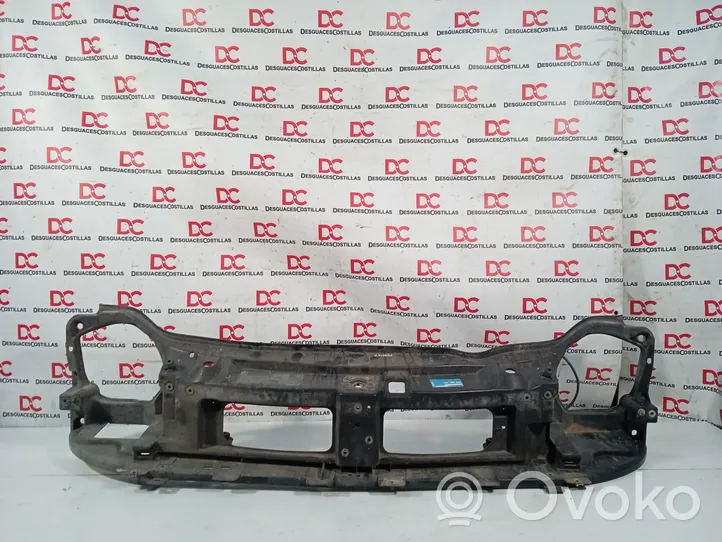 Opel Vivaro Radiatorių panelė (televizorius) 8200274224