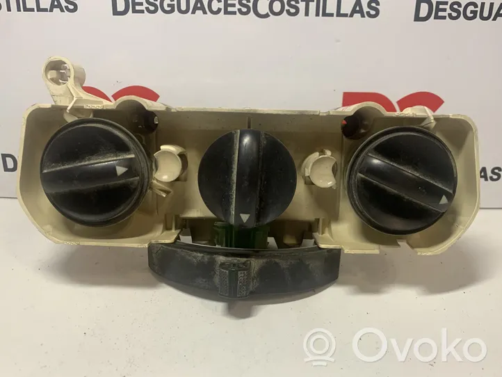 Toyota Corolla E110 Oro kondicionieriaus/ klimato/ pečiuko valdymo blokas (salone) 5590002180