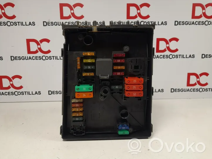 Volkswagen Tiguan Fuse module 5N1937535A