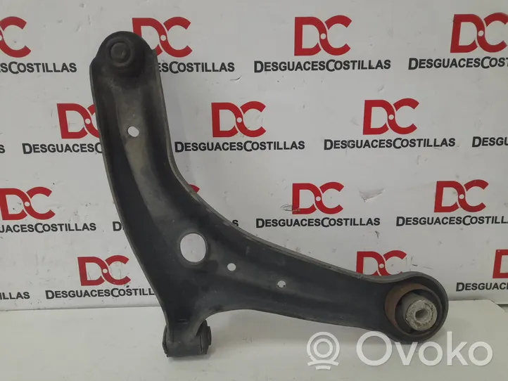 Mazda 2 Braccio di controllo sospensione anteriore D65134350E