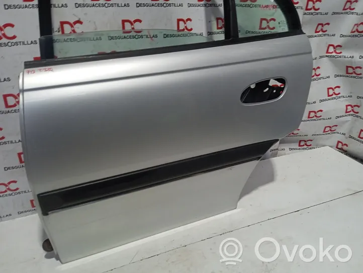 Opel Omega B1 Rear door NOREF