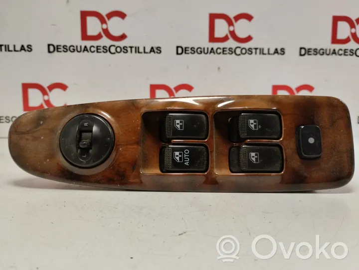 Hyundai Elantra Interruptor del elevalunas eléctrico 935702D000