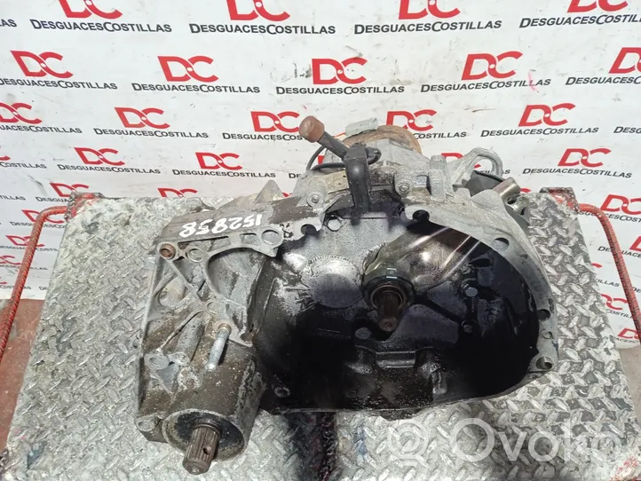 Renault 19 Manual 5 speed gearbox JB3044