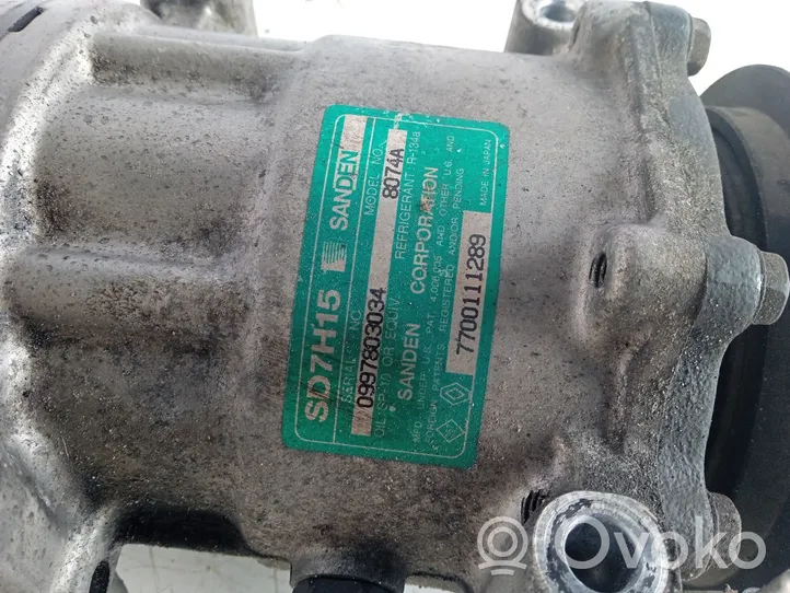 Renault Laguna I Klimakompressor Pumpe 7700111289