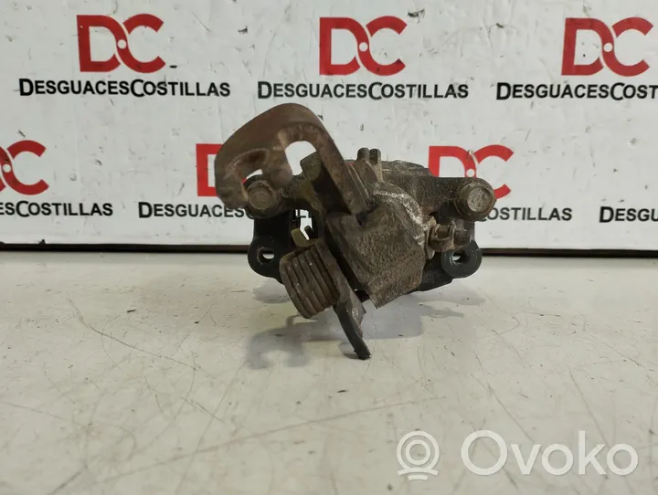 KIA Cerato Rear brake caliper 582302F400