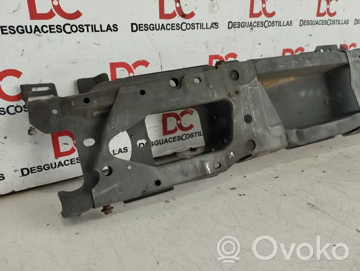 Volkswagen Golf III Traverse de pare-chocs avant 1H0805519