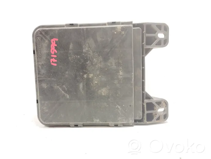 Nissan Cab Star Fuse module 284B6MB40B