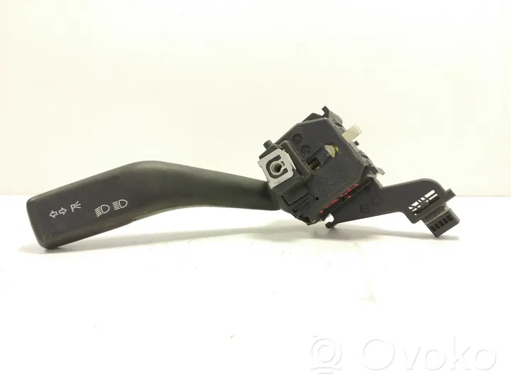 Audi A3 S3 8L Commodo de clignotant 1K0953513