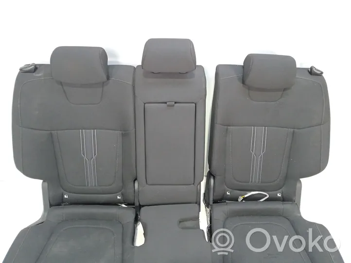 Hyundai Tucson TL Second row seats 89370N7000