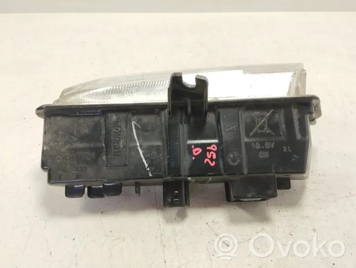 Renault Clio IV Lampa przednia 89208551