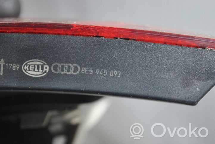 Audi A4 S4 B7 8E 8H Luci posteriori del portellone del bagagliaio 8E5945093