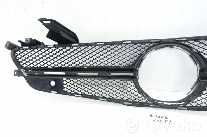 Mercedes-Benz SL AMG R231 Grille calandre supérieure de pare-chocs avant A2318880560