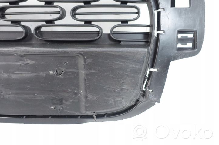 Citroen C3 Griglia superiore del radiatore paraurti anteriore 9812061877 KRATKA ATRAPA 