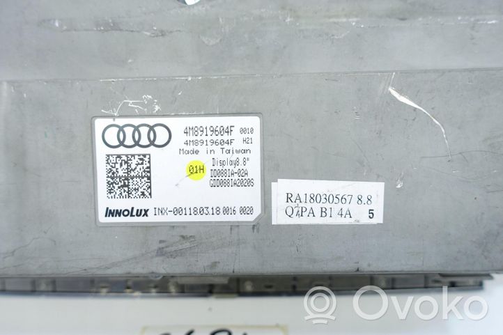 Audi Q8 Monitori/näyttö/pieni näyttö 4M8919604 WYŚWIETLACZ EKR