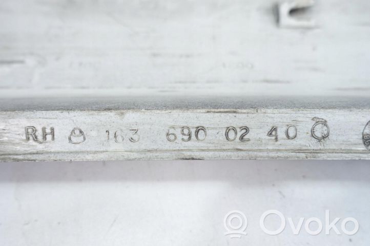 Mercedes-Benz ML W163 Front sill (body part) 