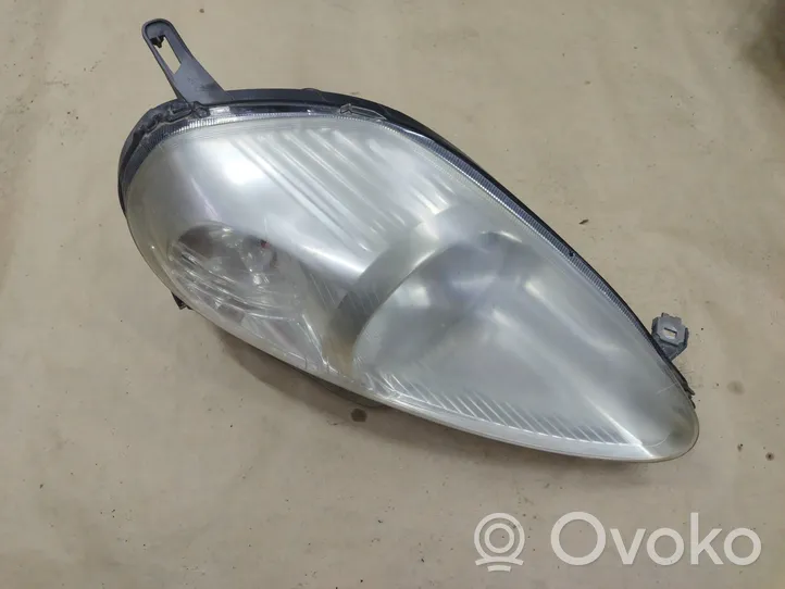 Fiat Punto (199) Lampa przednia 