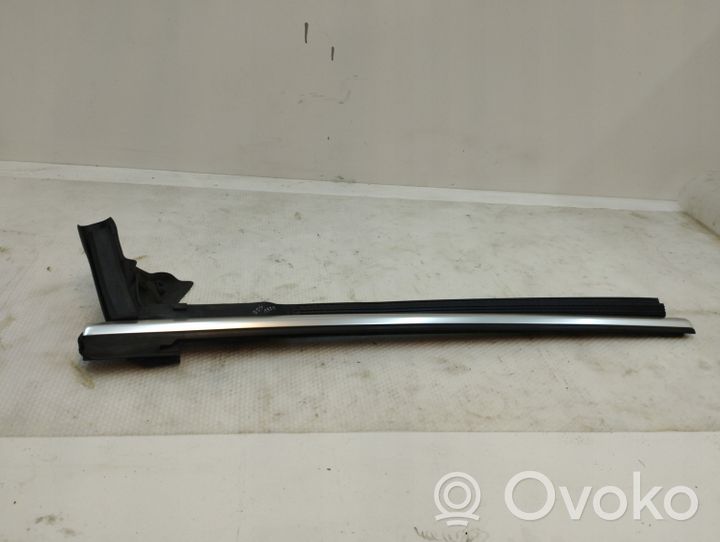 Audi A5 8T 8F Joint / vitre de porte arrière 8F0839479