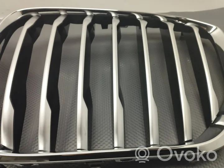 BMW X5 G05 Grille de calandre avant 7454887