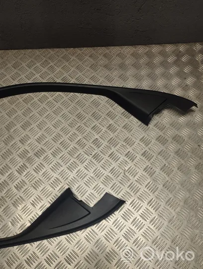 BMW X3 F25 Front door window/glass frame 